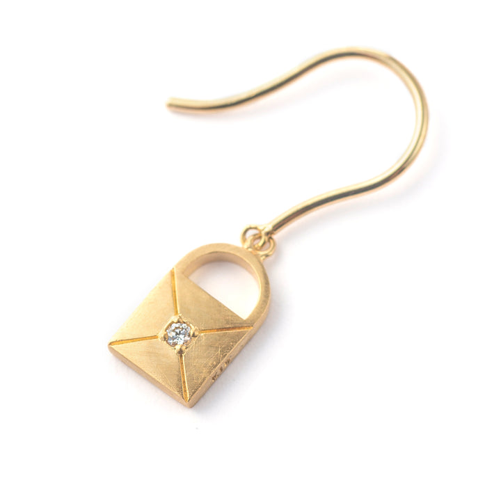 Magnet Petit ピアス