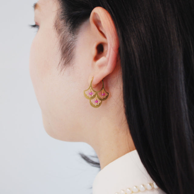 luxe パターンピアス　ルビー ゴールド