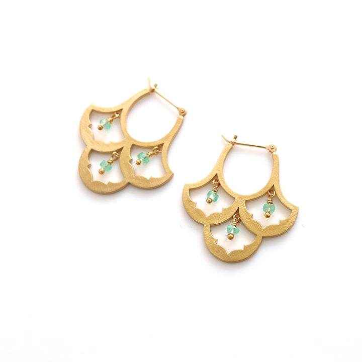 luxe パターンピアス エメラルド