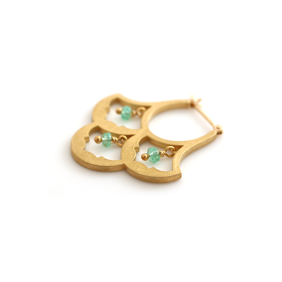 luxe パターンピアス エメラルド