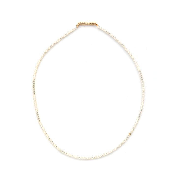 luxe Essence ショートネックレス ベビーパール