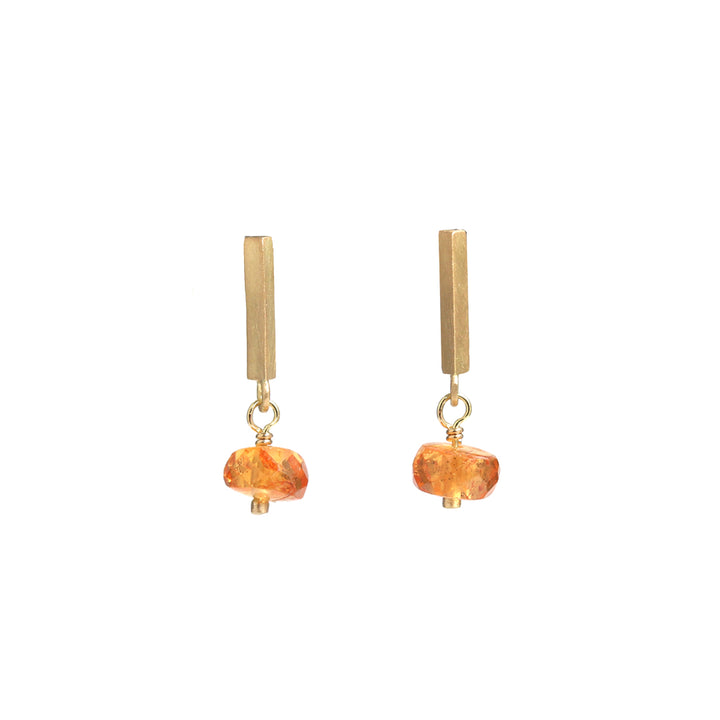 Signature ピアス スぺサルタイトガーネット