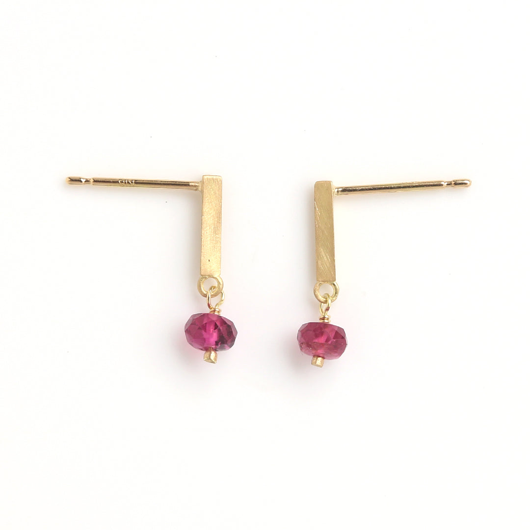 Signature ピアス ルビー