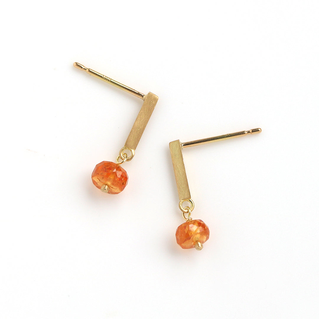 Signature ピアス スぺサルタイトガーネット