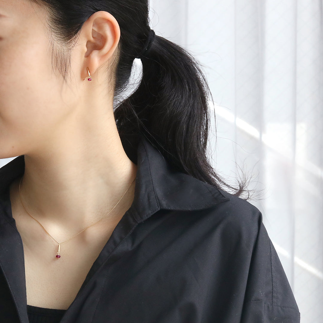 Signature ピアス ルビー