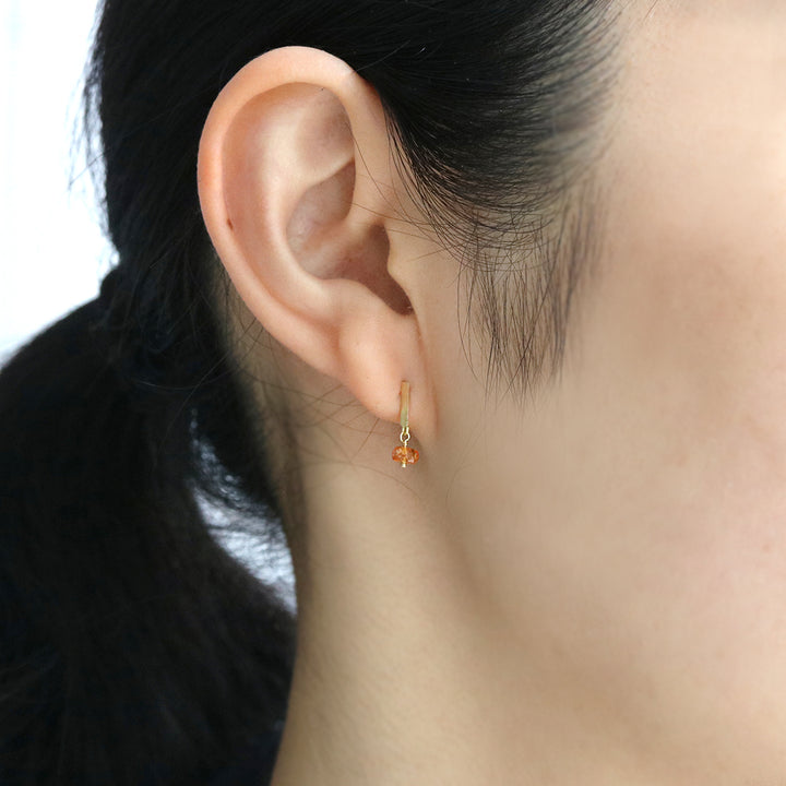 Signature ピアス スぺサルタイトガーネット
